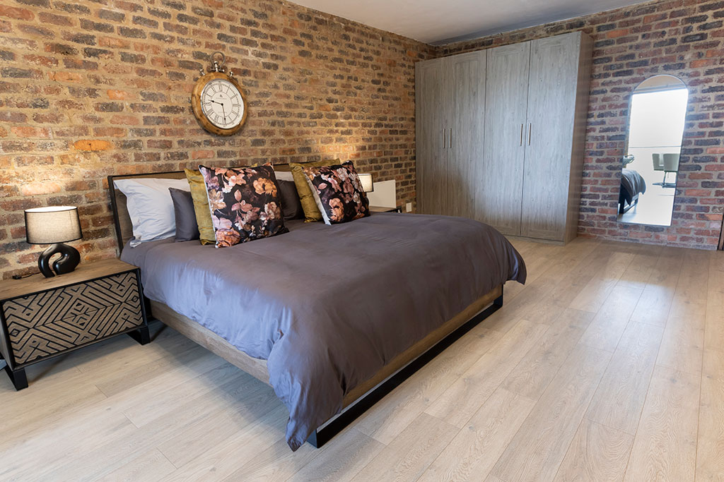 Swallows' Nest Bedroom